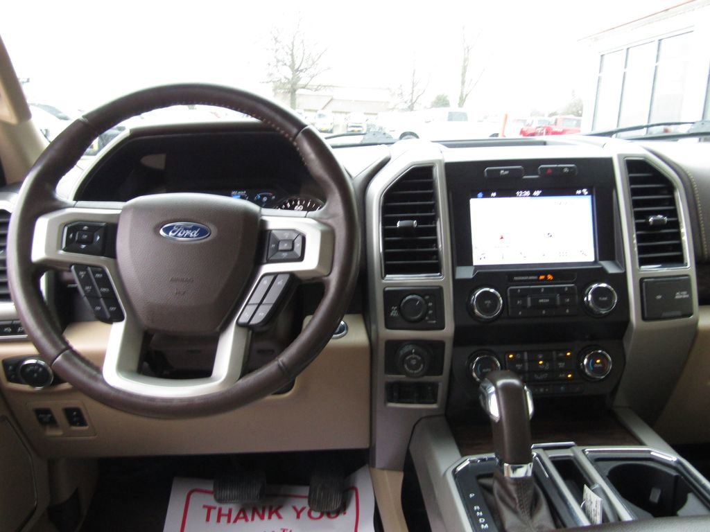 Used 2019 Ford F150 Lariat image 5