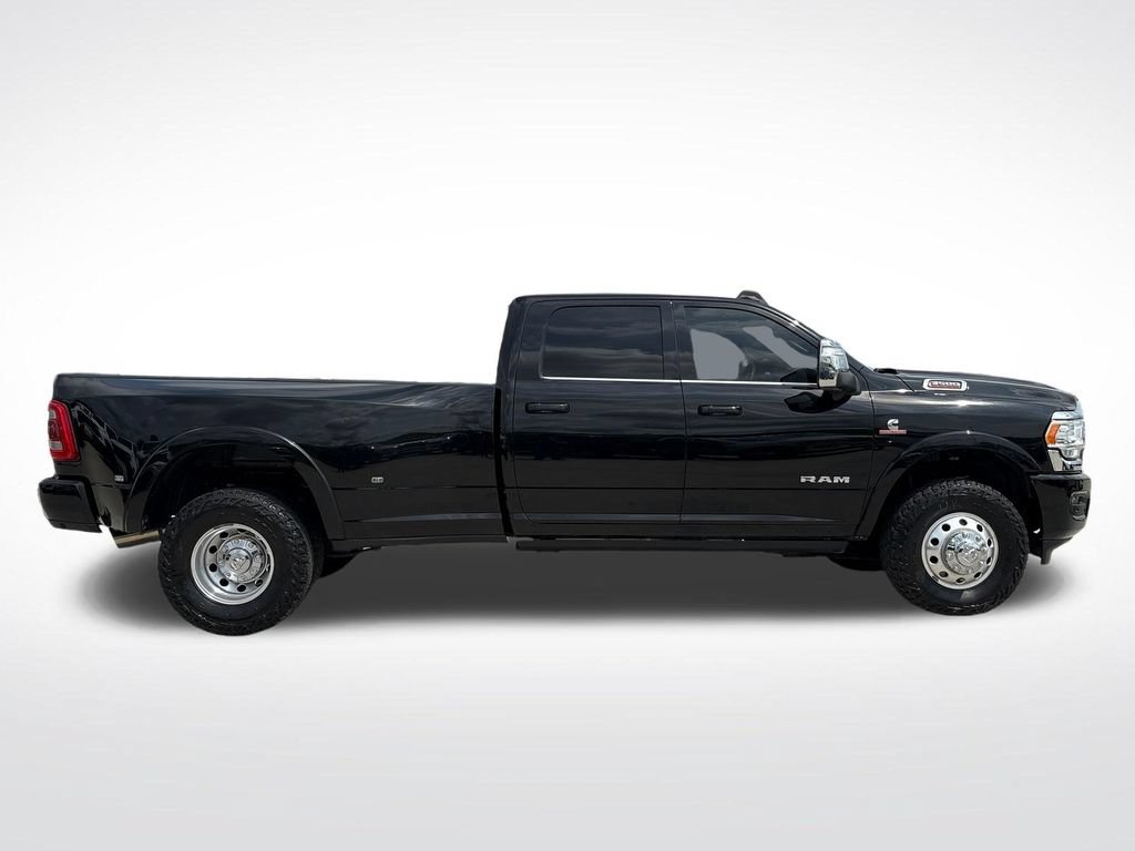 Used 2024 RAM 3500 Limited w/ Towing Technology Group AWD/4WD image 9