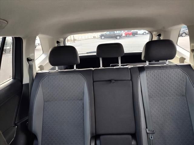 Used 2021 Volkswagen Tiguan S FWD image 24
