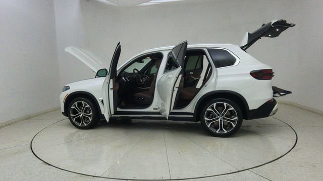 Used 2026 BMW X5 sDrive40i RWD image 73