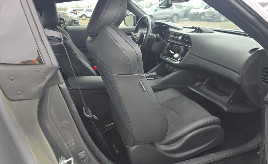 Certified 2024 Nissan Z Performance w/ Floor Mat Package image 6