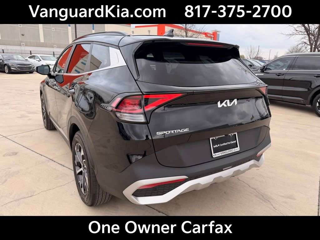 Certified 2025 Kia Sportage EX w/ Premium Package FWD image 2