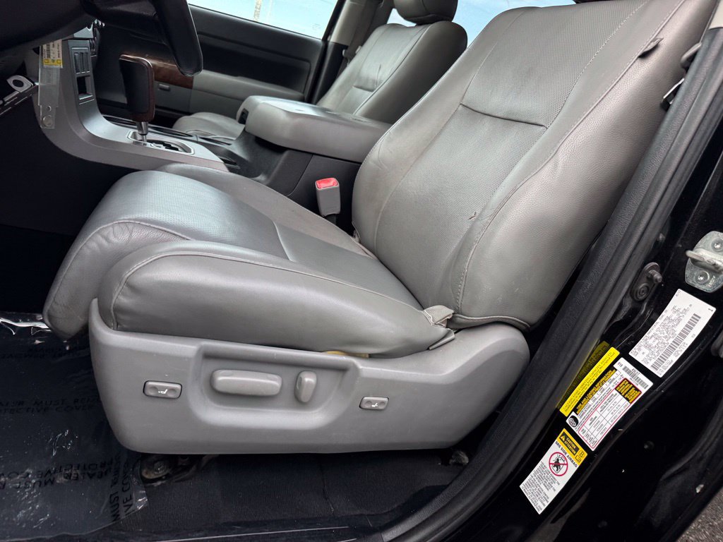 Used 2013 Toyota Tundra Platinum AWD/4WD image 6