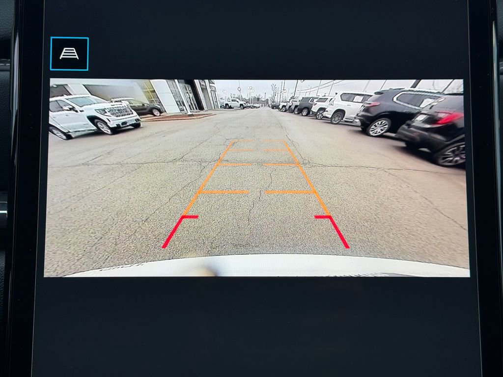 Used 2025 GMC Terrain Elevation w/ Black Edition image 29