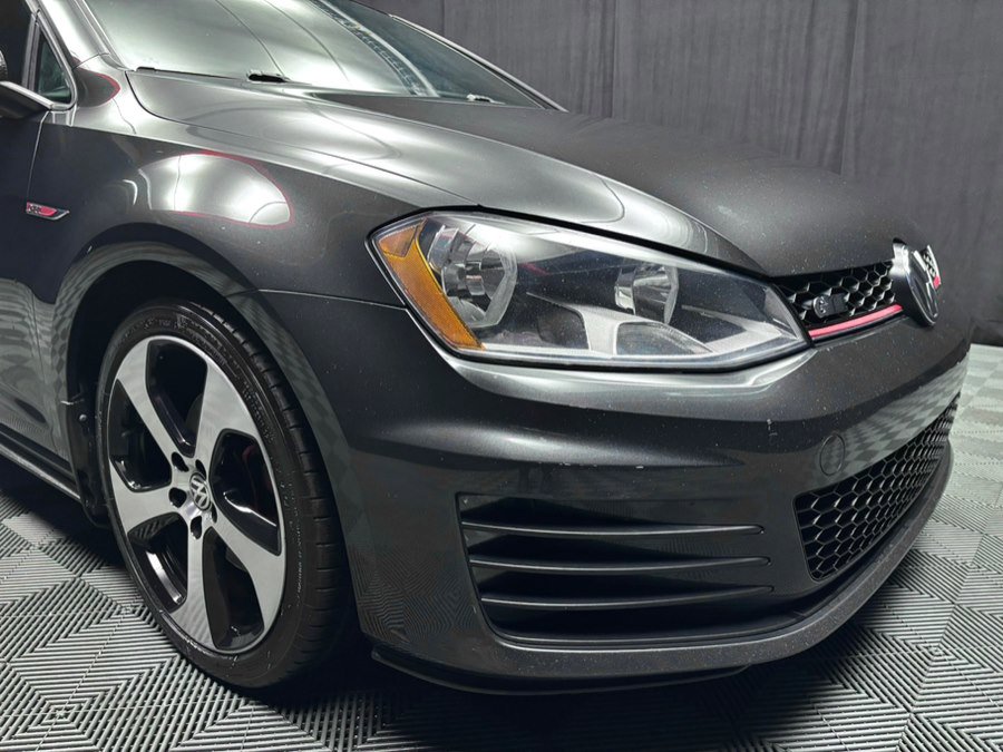 Used 2016 Volkswagen GTI SE image 11