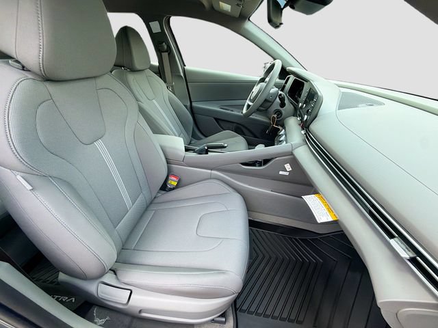 New 2026 Hyundai Elantra SE FWD image 27