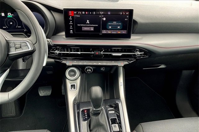 Used 2024 Dodge Hornet R/T w/ R/T Blacktop Package image 7