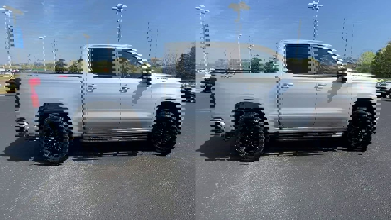 Used 2019 Chevrolet Silverado 1500 RST w/ All-Star Edition image 9