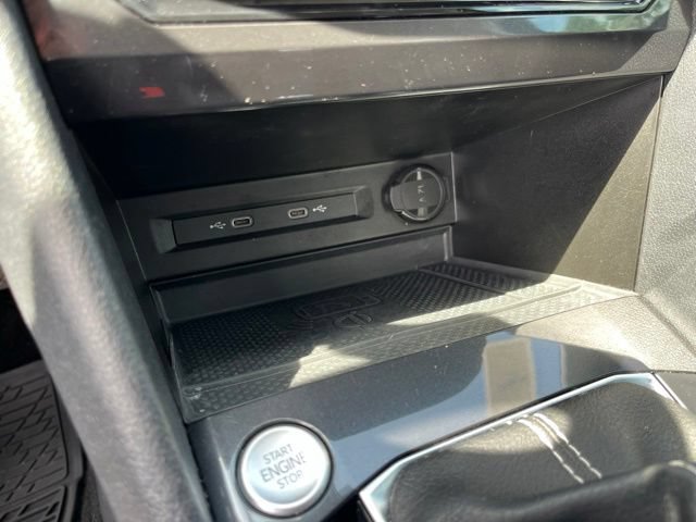 Used 2023 Volkswagen Tiguan SE FWD image 25