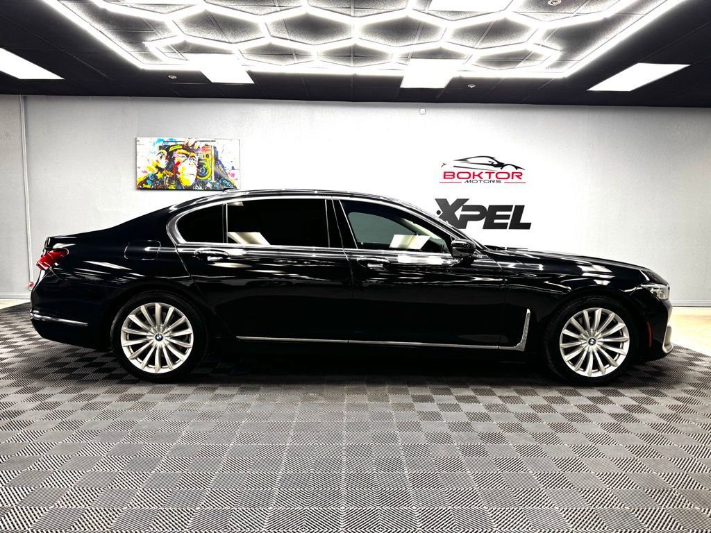 Used 2022 BMW 740i RWD image 17