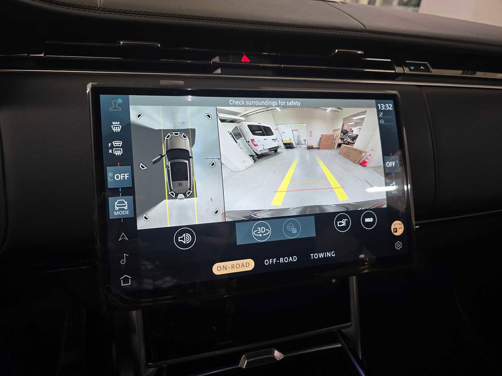 New 2026 Land Rover Range Rover SE image 29