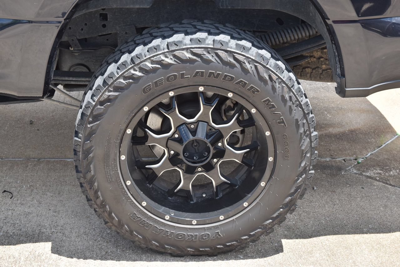 Used 2021 Ford F250 Platinum w/ FX4 Off-Road Package AWD/4WD image 14