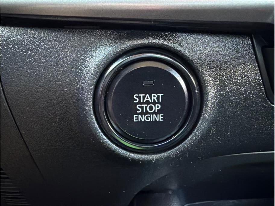 Used 2024 MAZDA MAZDA3 s FWD image 22