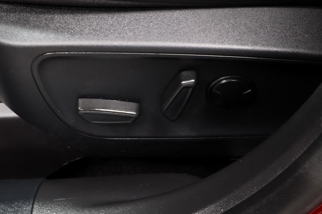 Used 2025 Ford Escape ST-Line AWD/4WD image 24