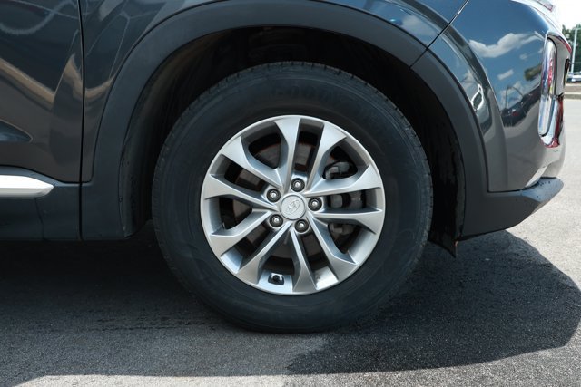 Used 2020 Hyundai Santa Fe SEL AWD/4WD image 5