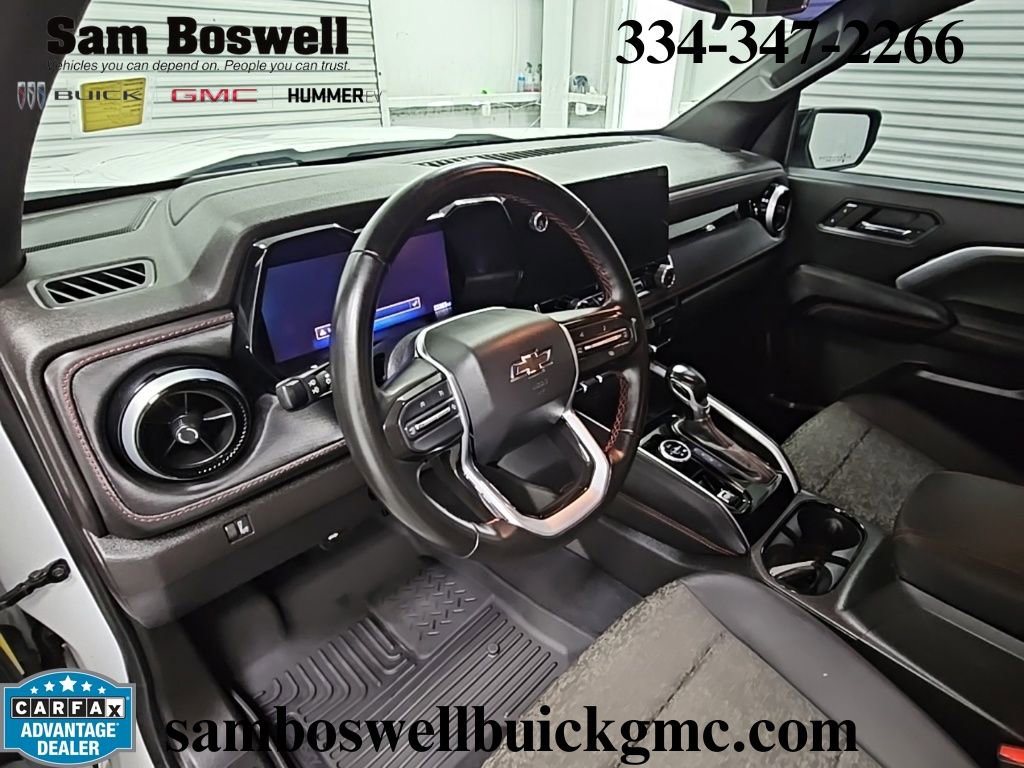 Used 2024 Chevrolet Colorado Z71 image 11