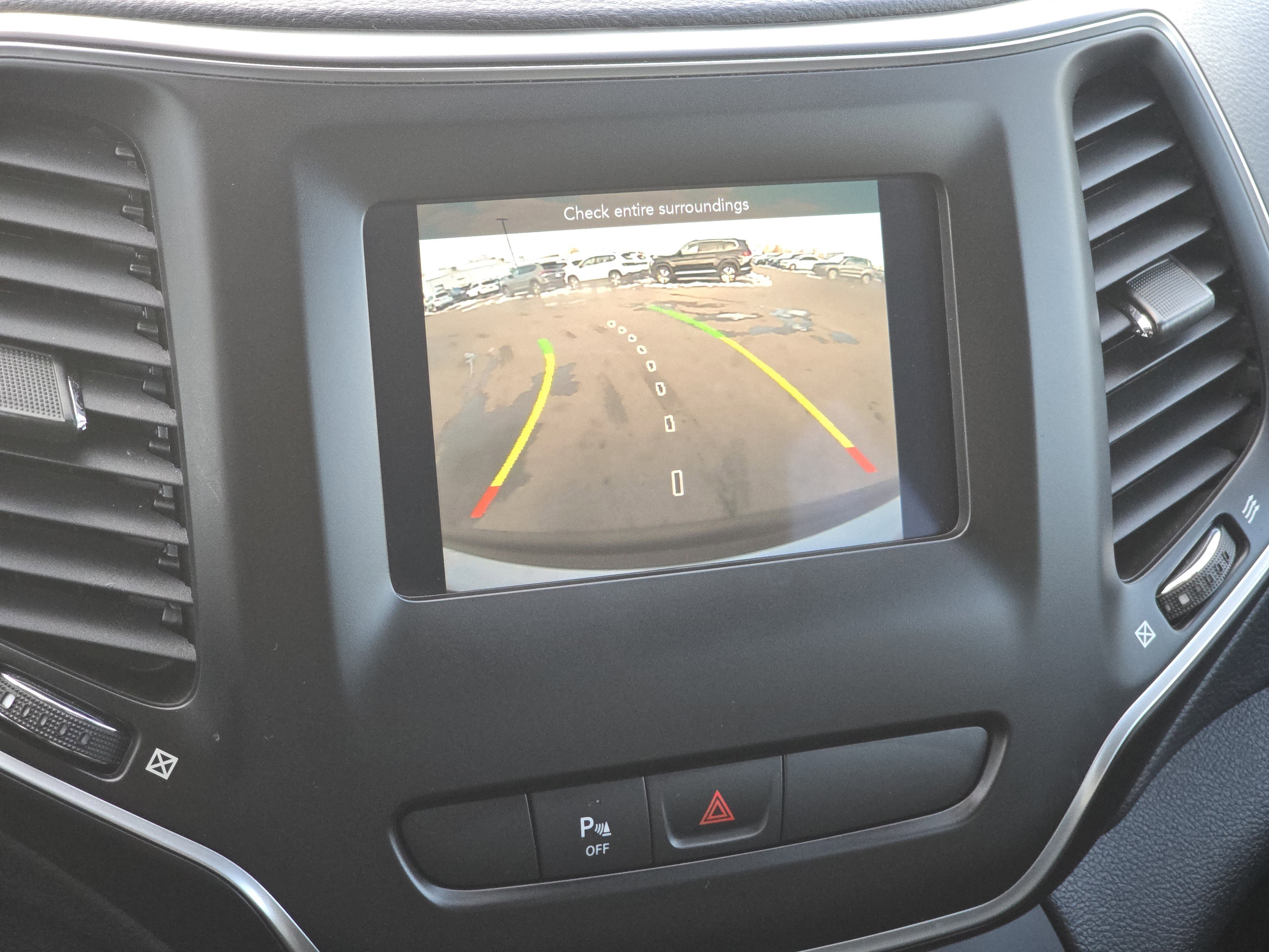 Used 2020 Jeep Cherokee Latitude Plus w/ Cold Weather Group image 13