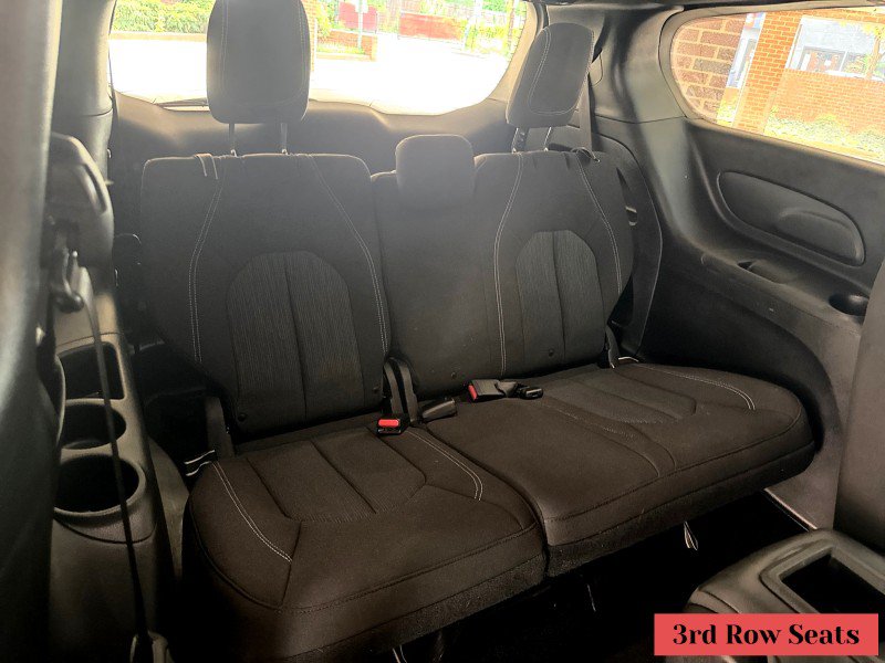 Used 2020 Chrysler Pacifica Touring w/ S Appearance Package FWD image 27