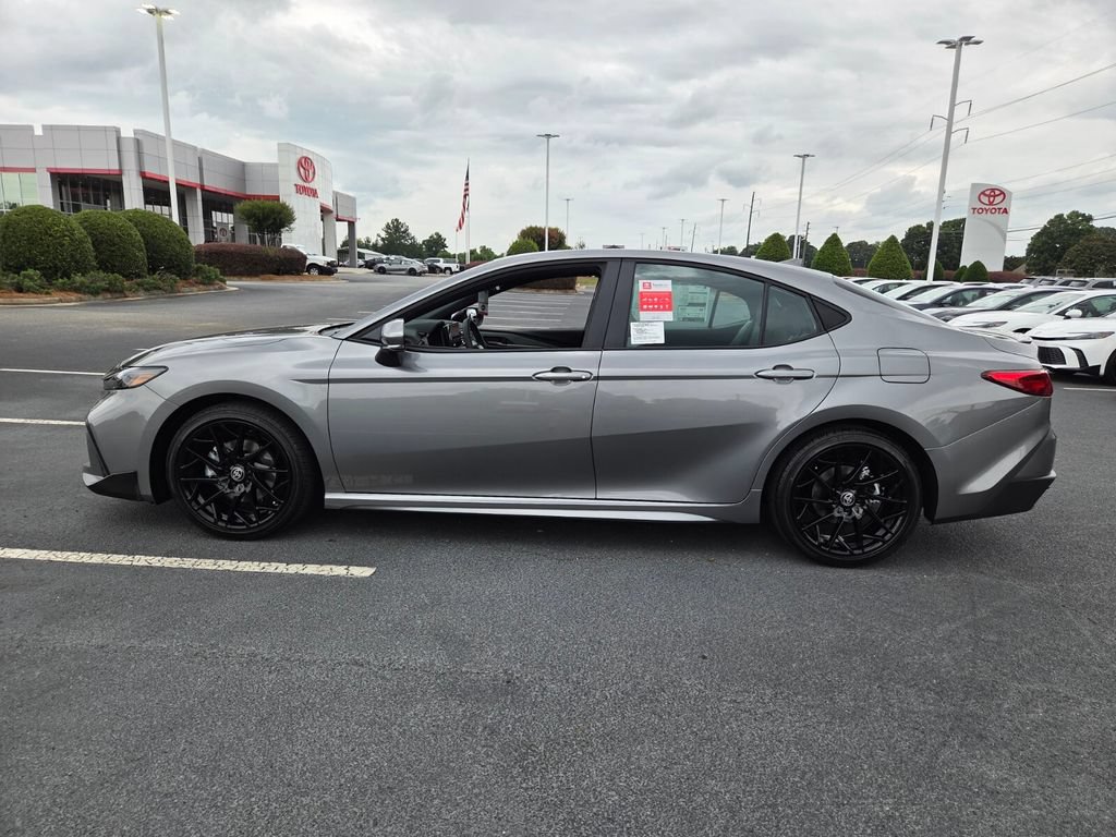 New 2026 Toyota Camry SE FWD image 4