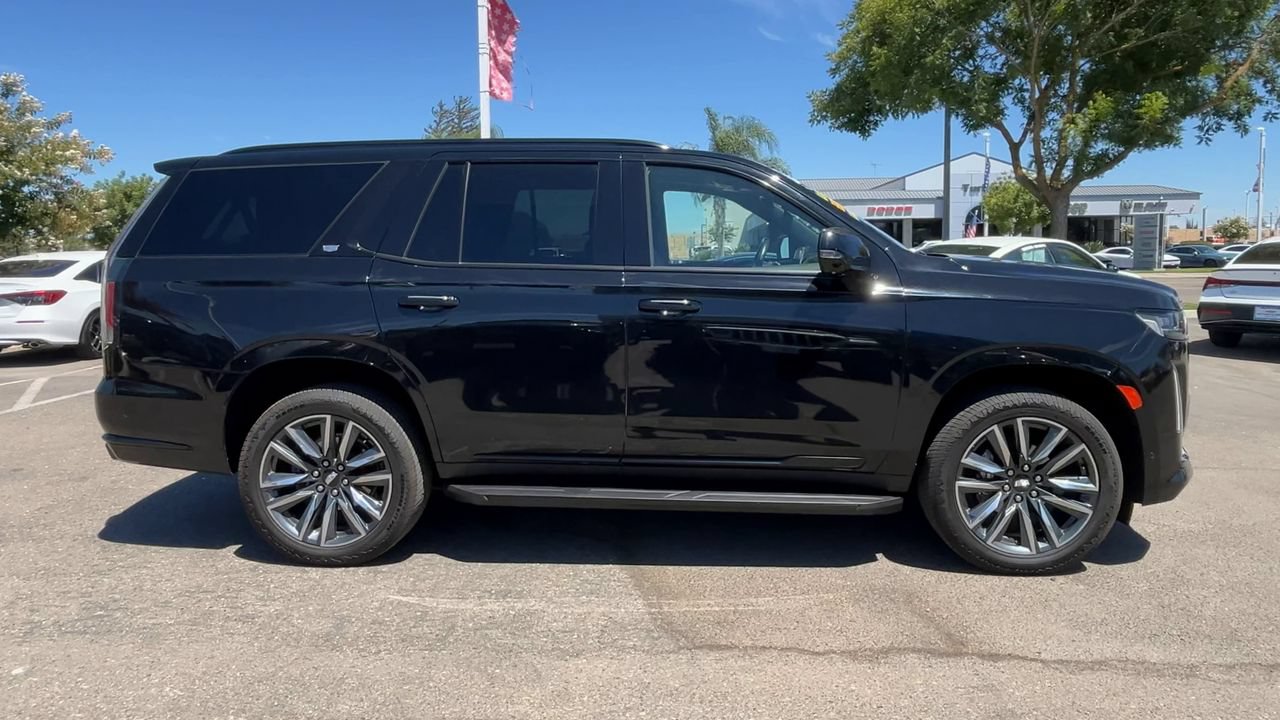 Used 2024 Cadillac Escalade Sport AWD/4WD image 8