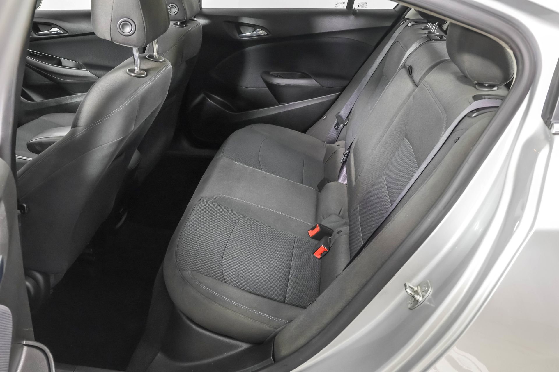 Used 2017 Chevrolet Cruze LT image 33