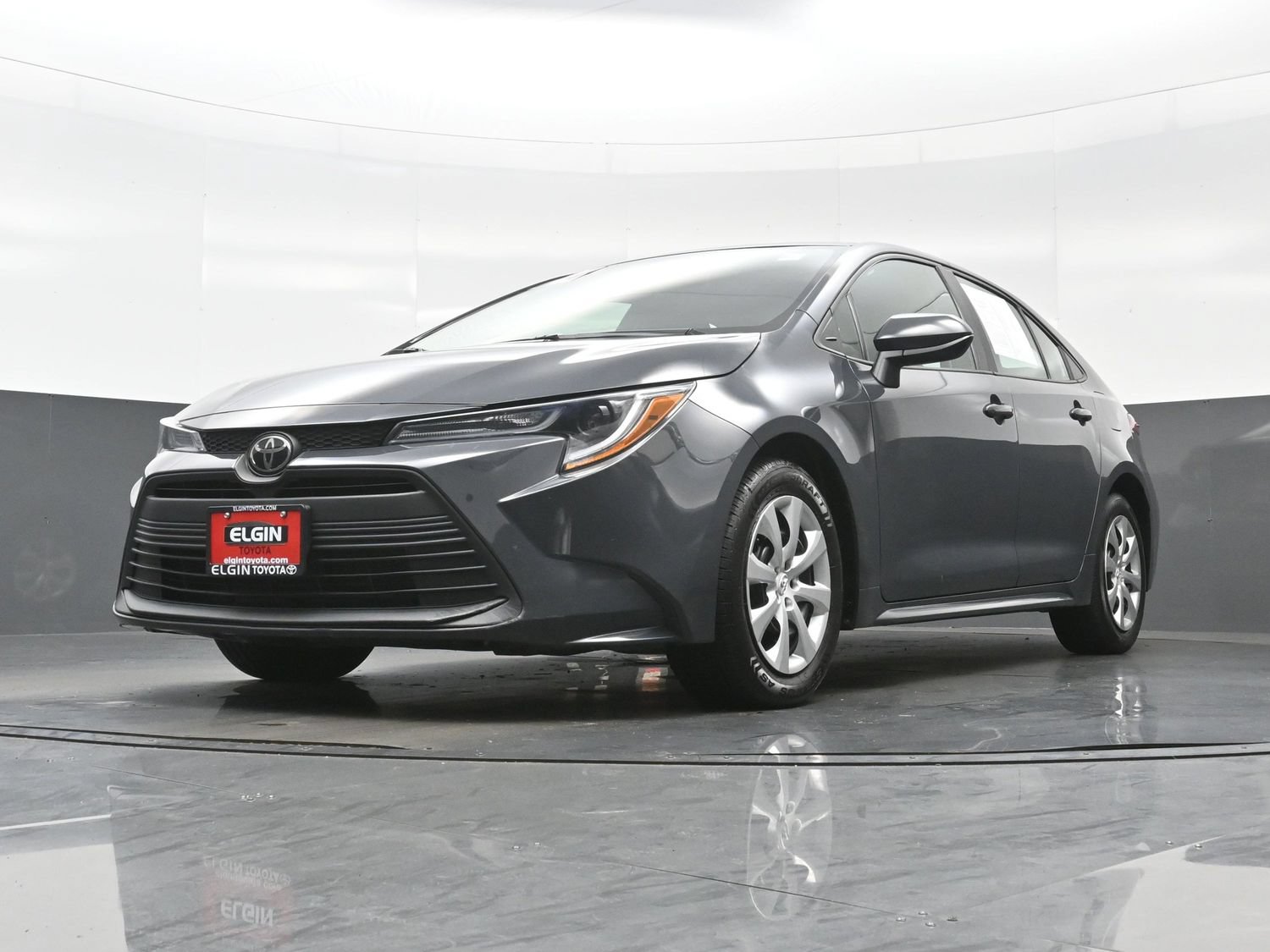 Used 2024 Toyota Corolla LE FWD image 26