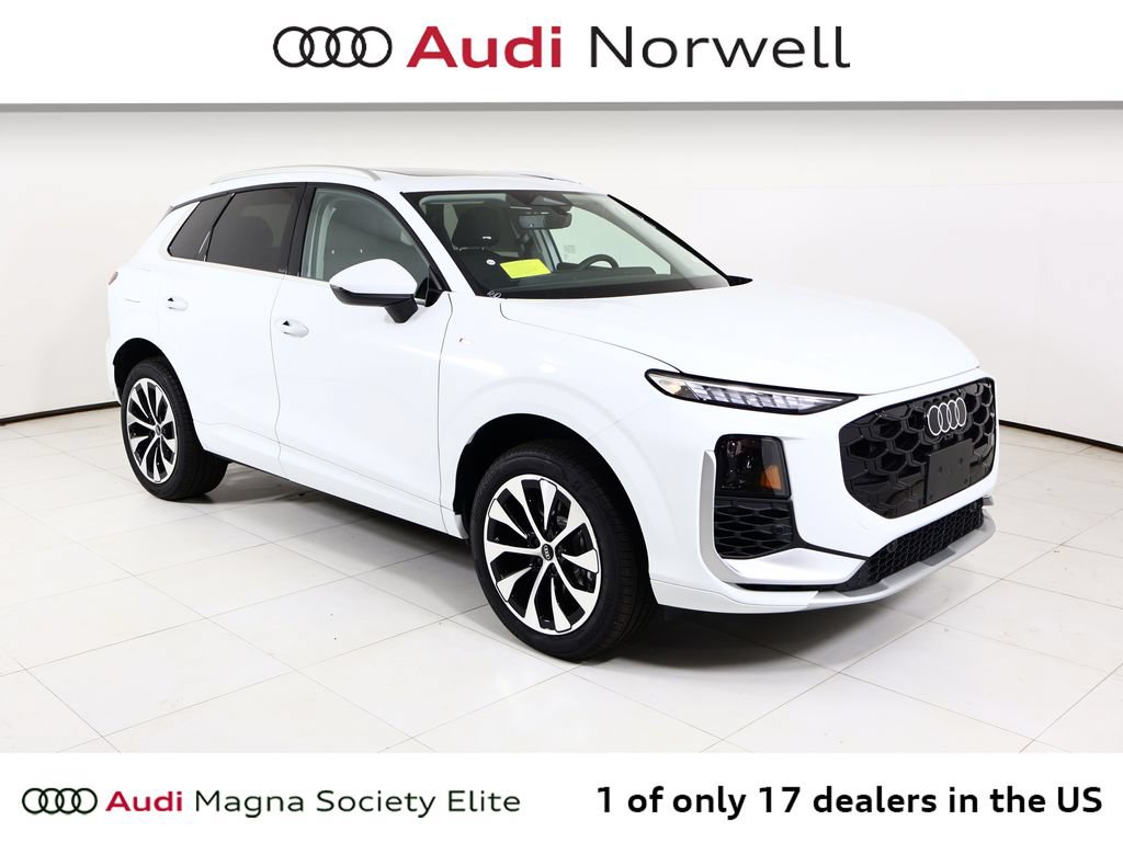 New 2026 Audi Q3 quattro 2.0T AWD/4WD image 1