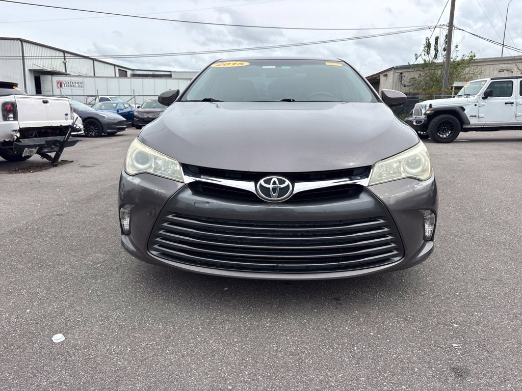 Used 2015 Toyota Camry LE w/ Moonroof Package FWD image 8