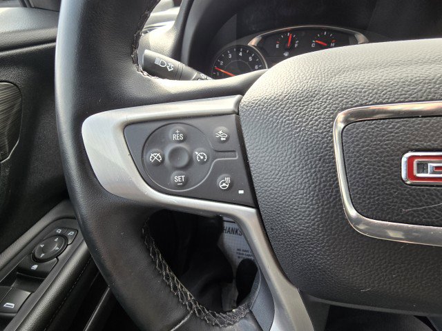 Used 2024 GMC Terrain SLT image 20
