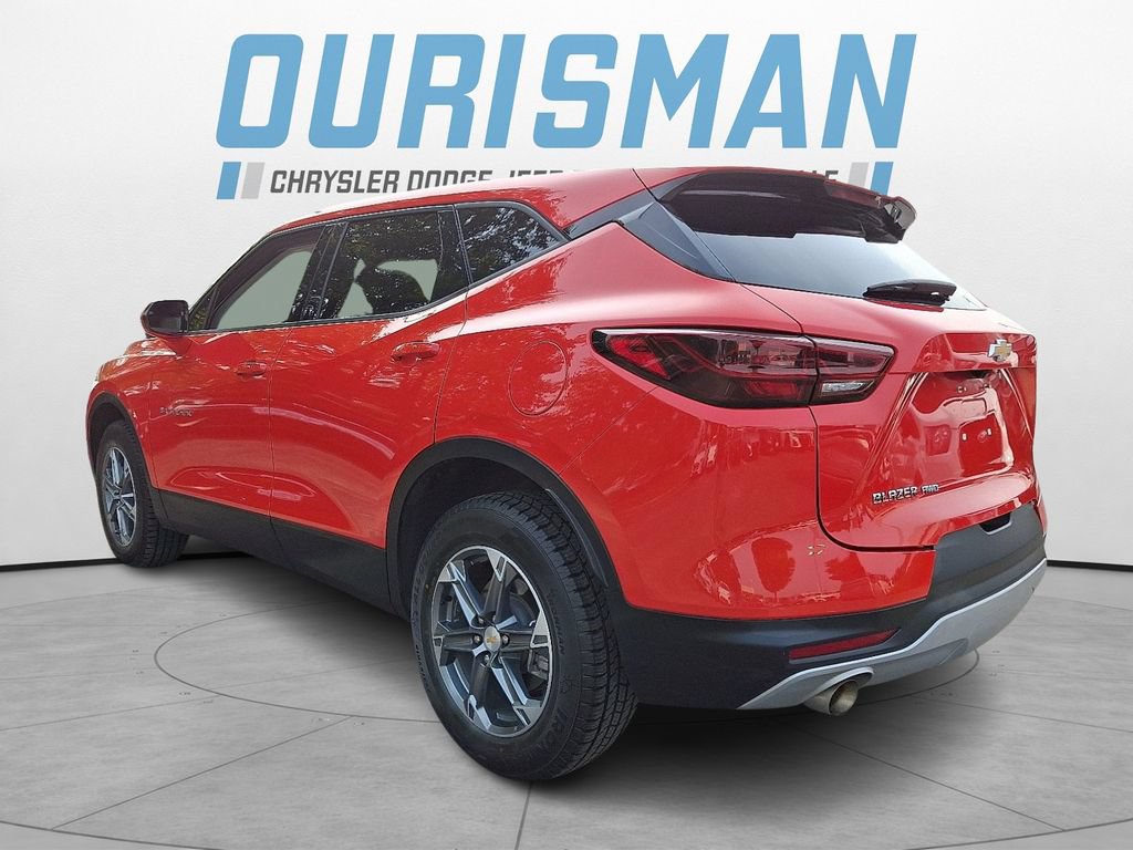 Used 2025 Chevrolet Blazer LT AWD/4WD image 4