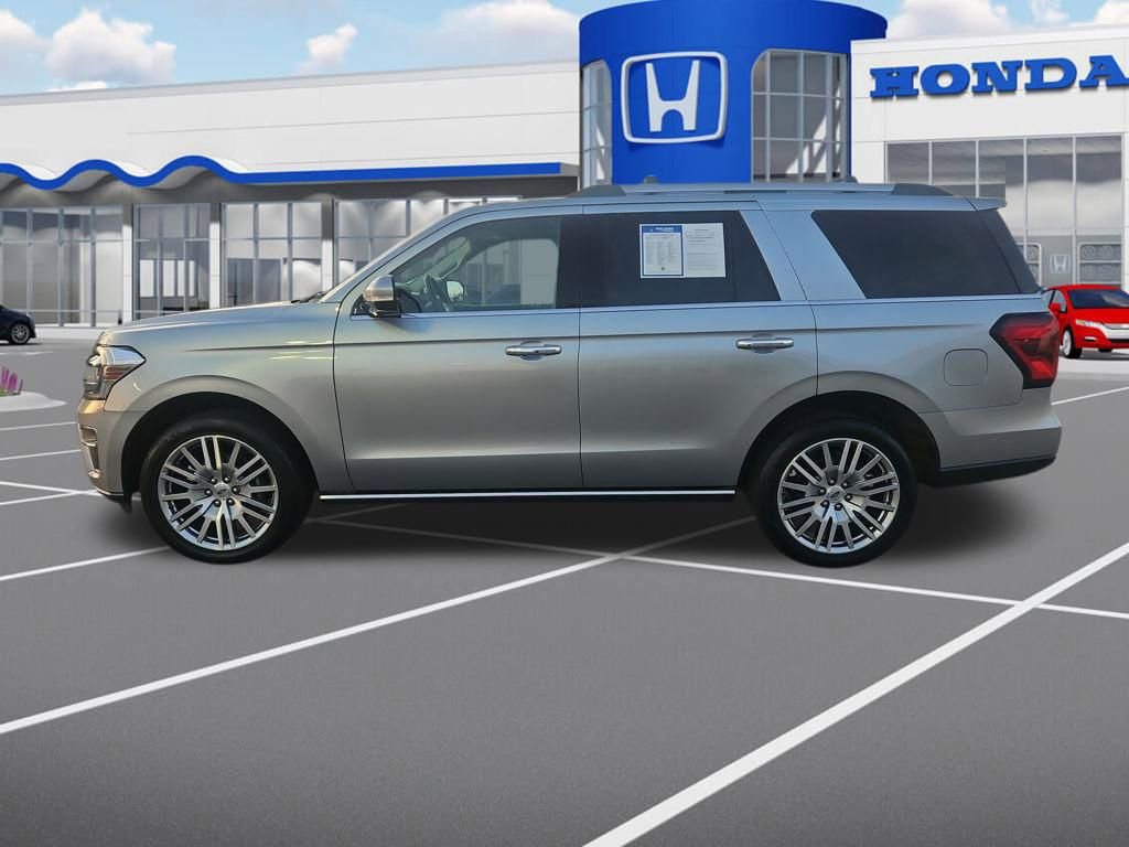 Used 2024 Ford Expedition Limited image 5