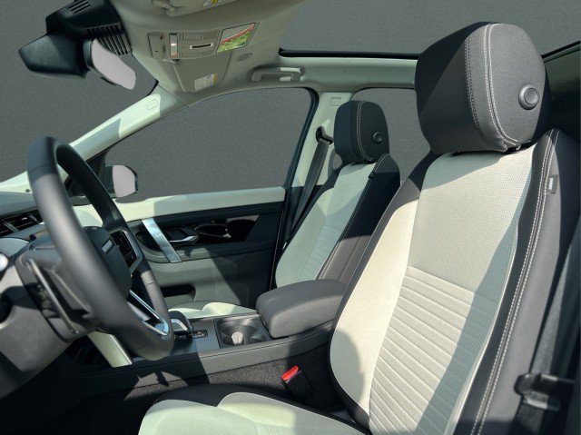 Certified 2024 Land Rover Discovery Sport S image 14