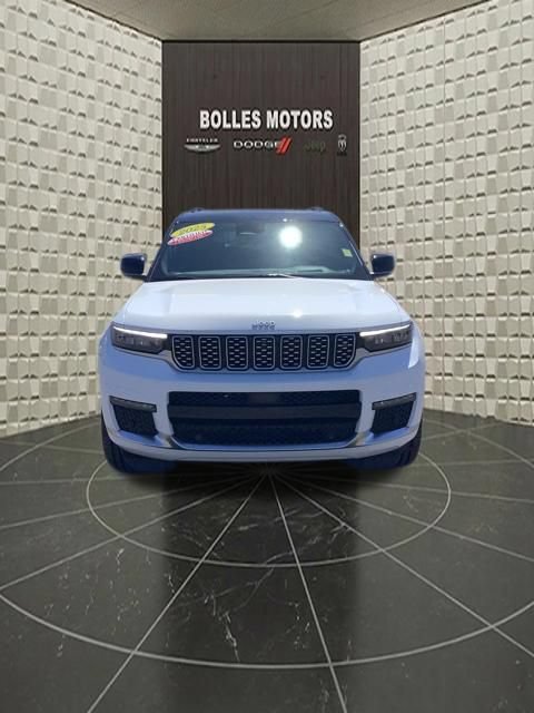 Used 2025 Jeep Grand Cherokee L Summit AWD/4WD image 11