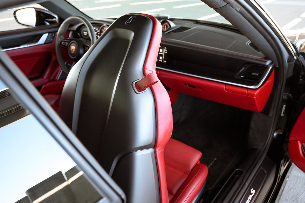 Used 2022 Porsche 911 Carrera S RWD image 39