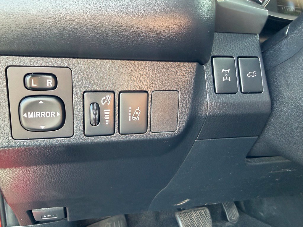 Used 2017 Toyota RAV4 SE AWD/4WD image 20