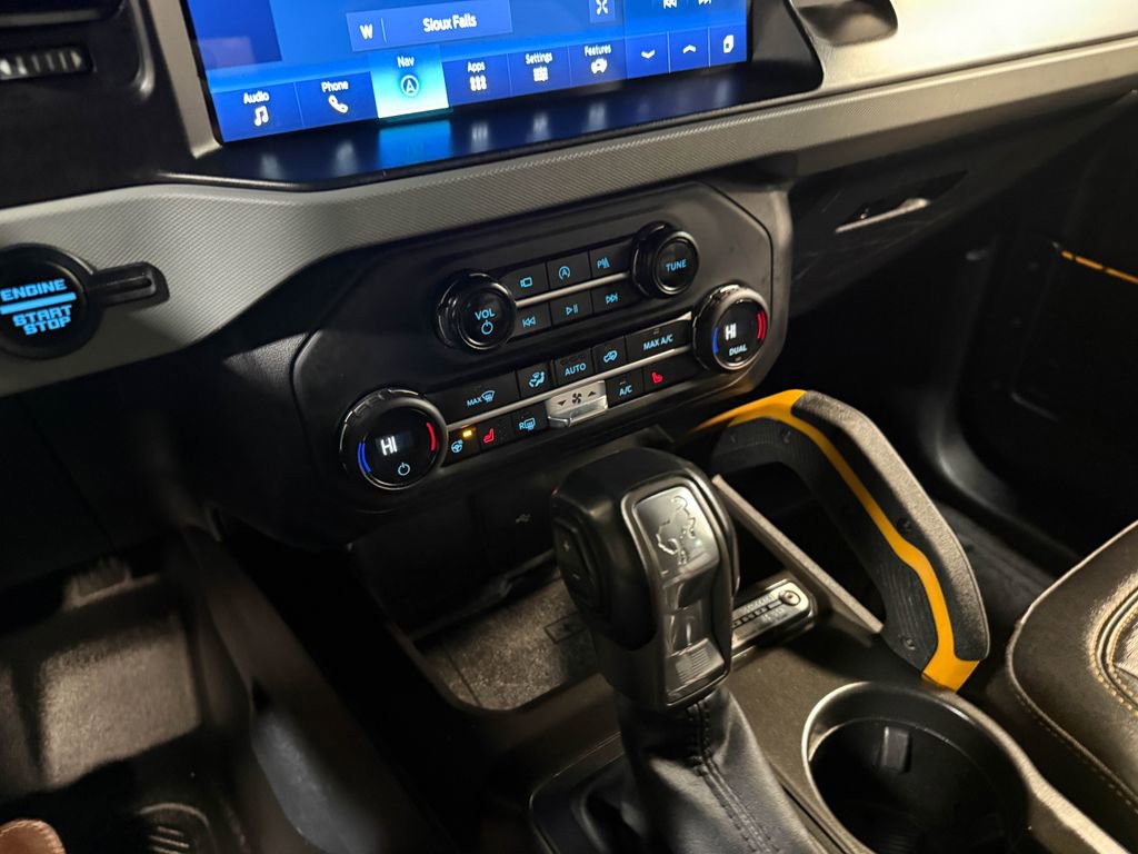 Used 2023 Ford Bronco Badlands image 79