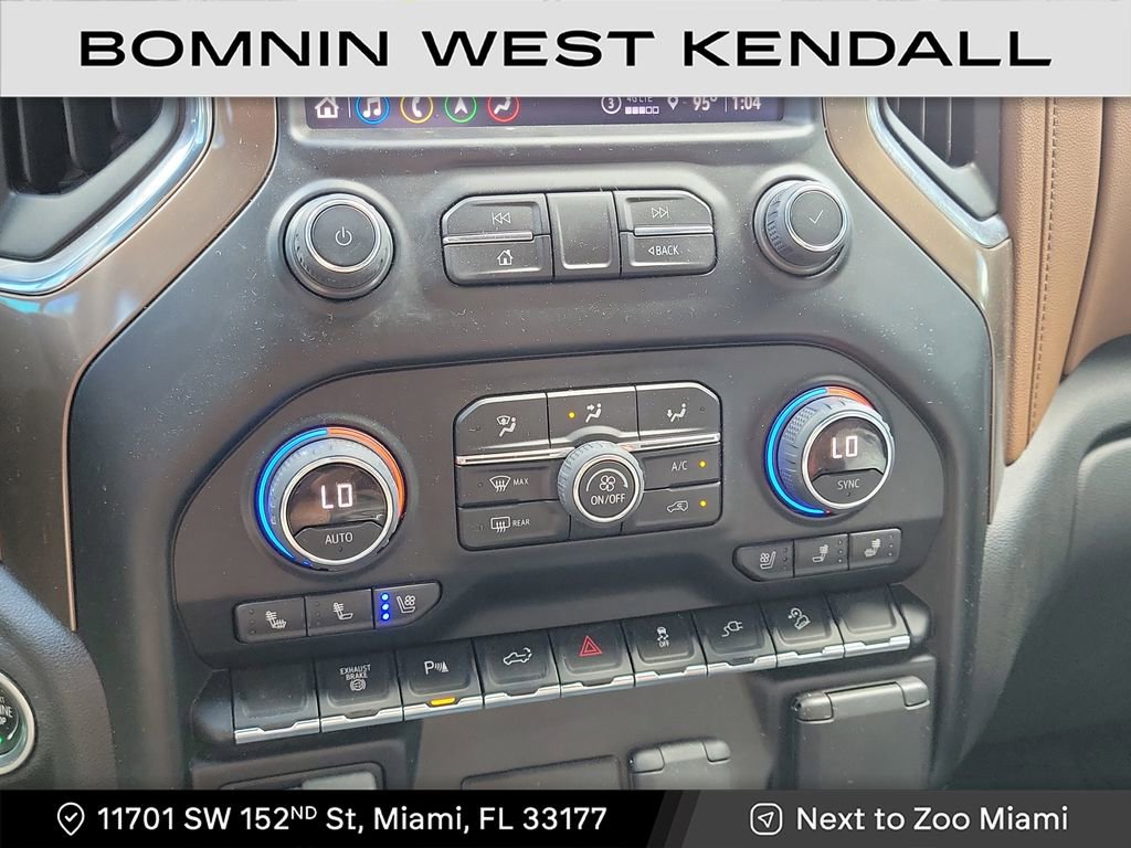 Used 2022 Chevrolet Silverado 2500 High Country w/ Z71 Off-Road Package image 23