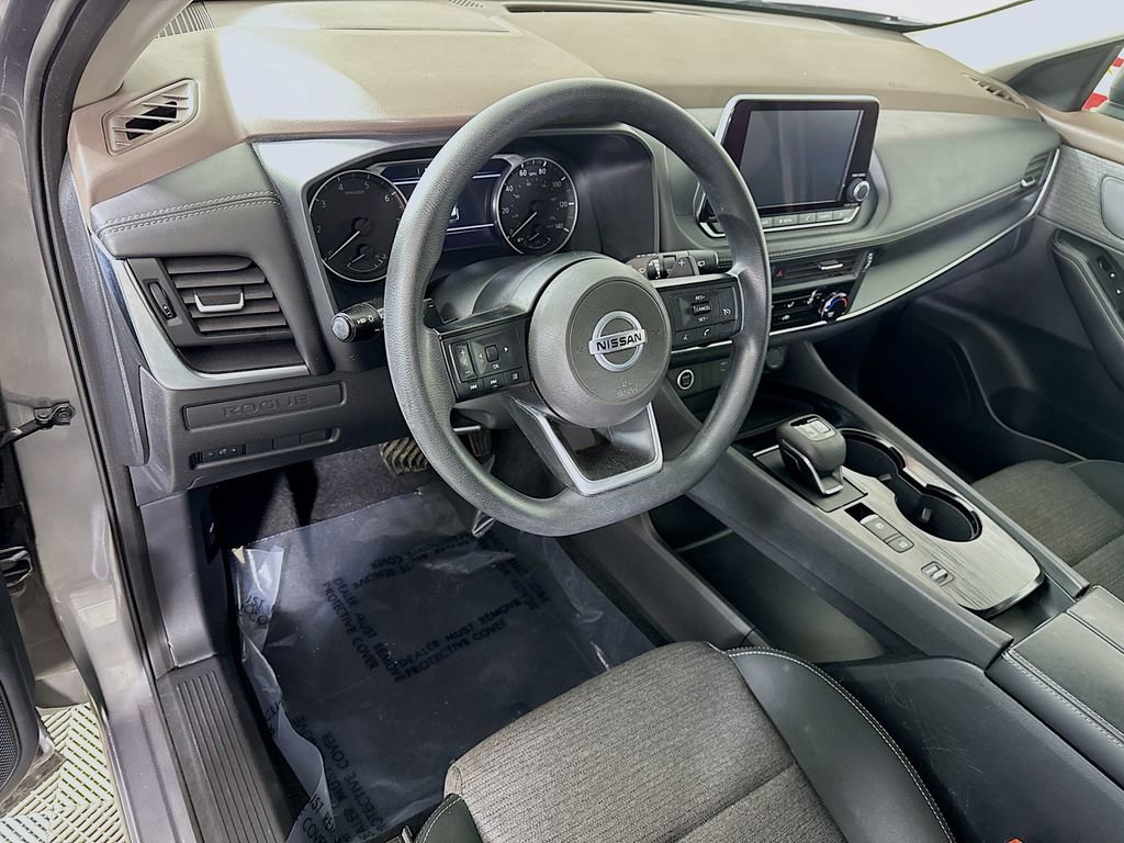 Certified 2021 Nissan Rogue S FWD image 17