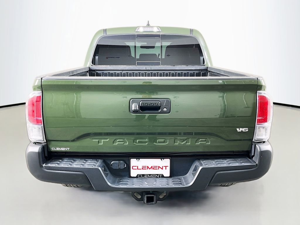 Used 2022 Toyota Tacoma TRD Off-Road image 8