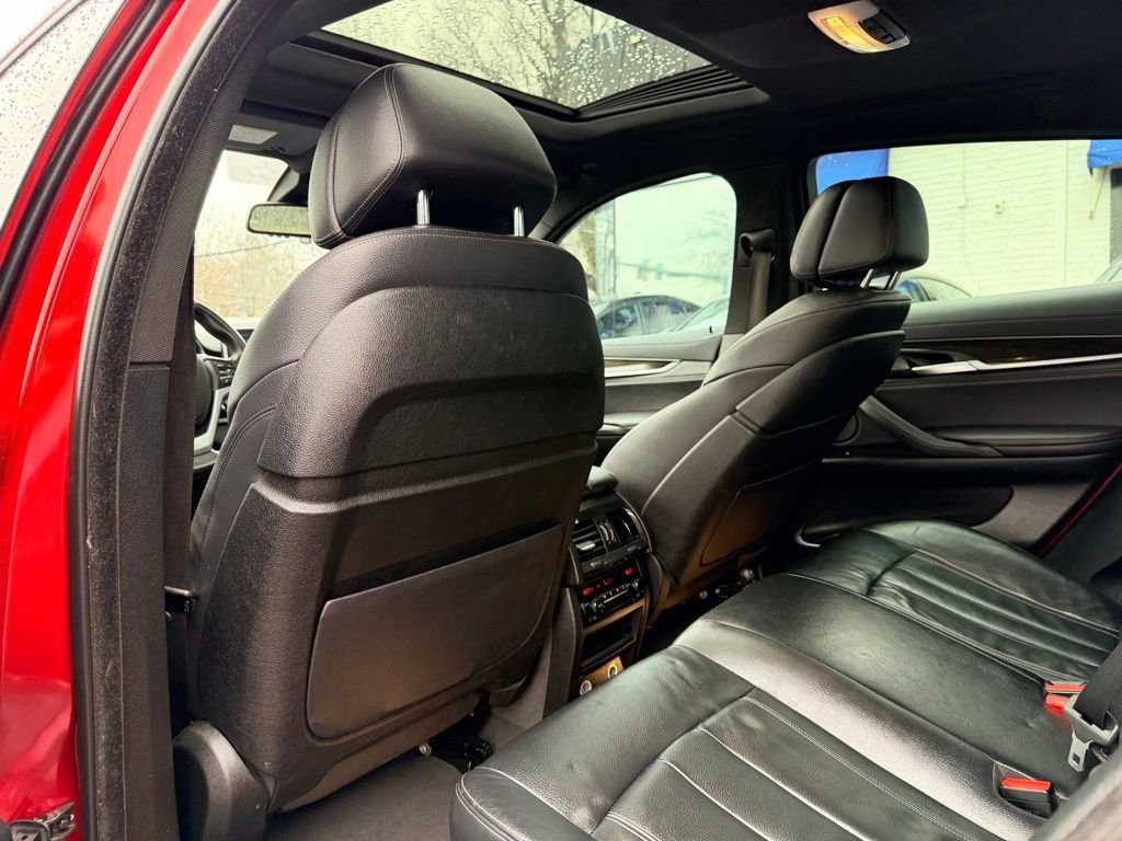 Used 2018 BMW X6 sDrive35i RWD image 18