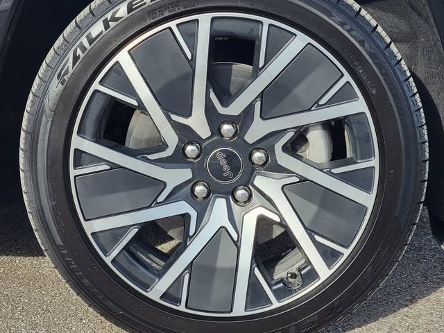 Used 2025 Jeep Wagoneer S Limited image 17