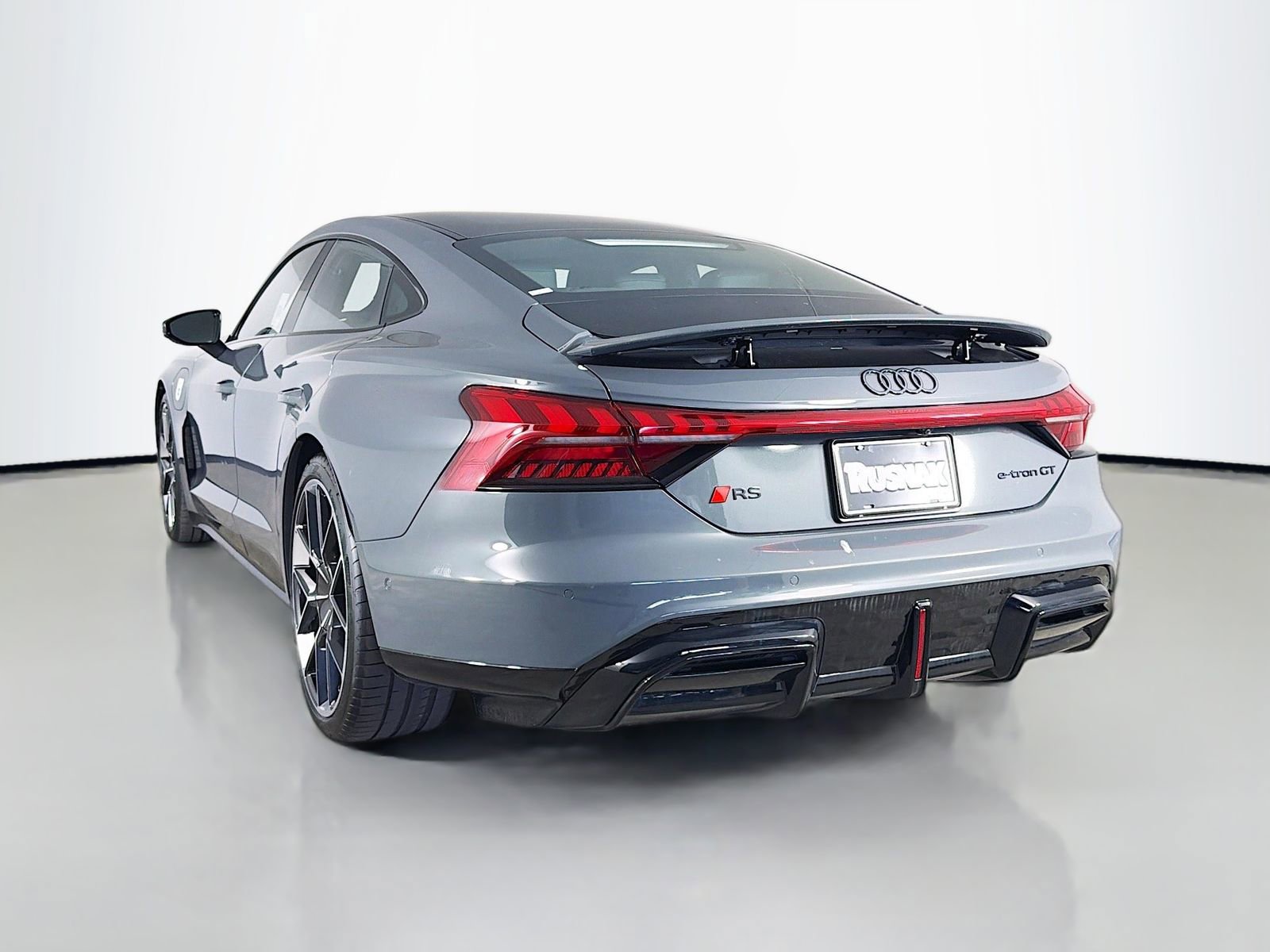 New 2026 Audi RS e-tron GT performance AWD/4WD image 5