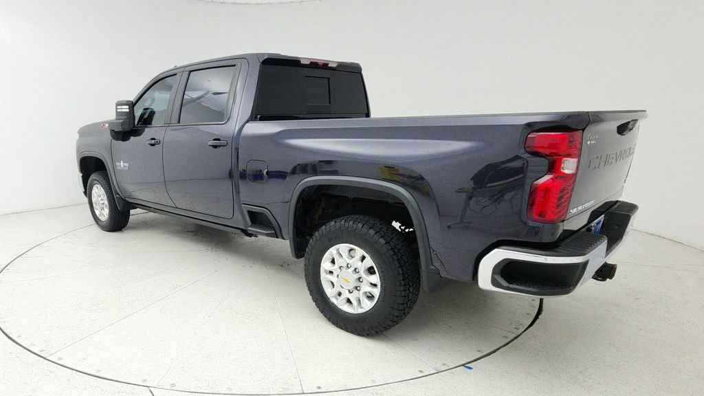 Used 2024 Chevrolet Silverado 2500 LT w/ Texas Edition AWD/4WD image 5