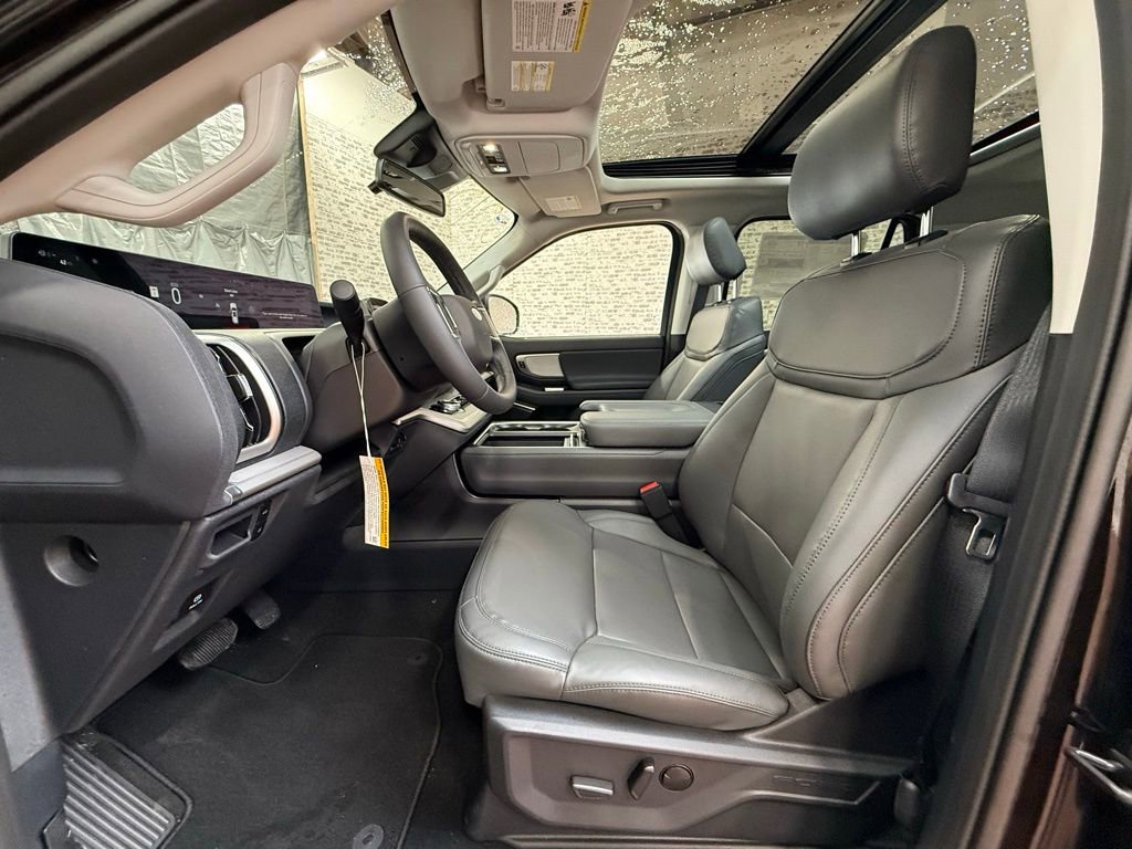 New 2026 Ford Expedition Active RWD image 23