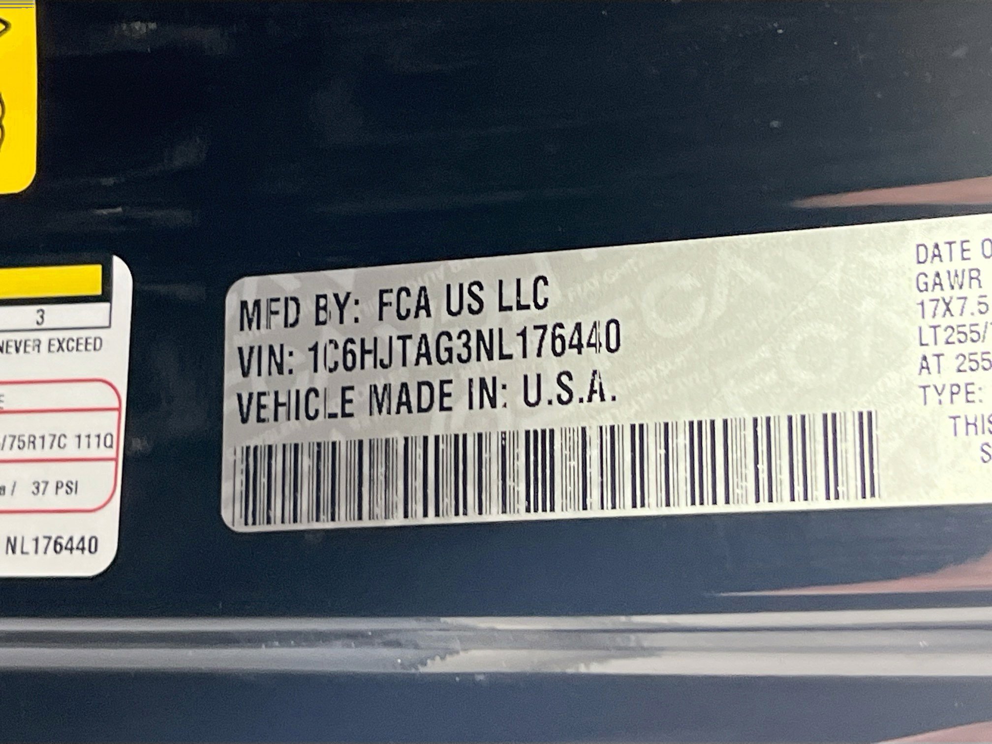 Used 2022 Jeep Gladiator Willys image 30