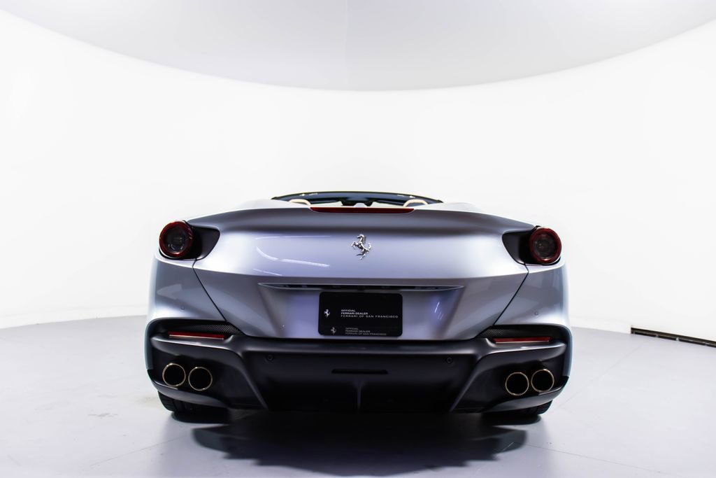 Certified 2022 Ferrari Portofino M RWD image 21