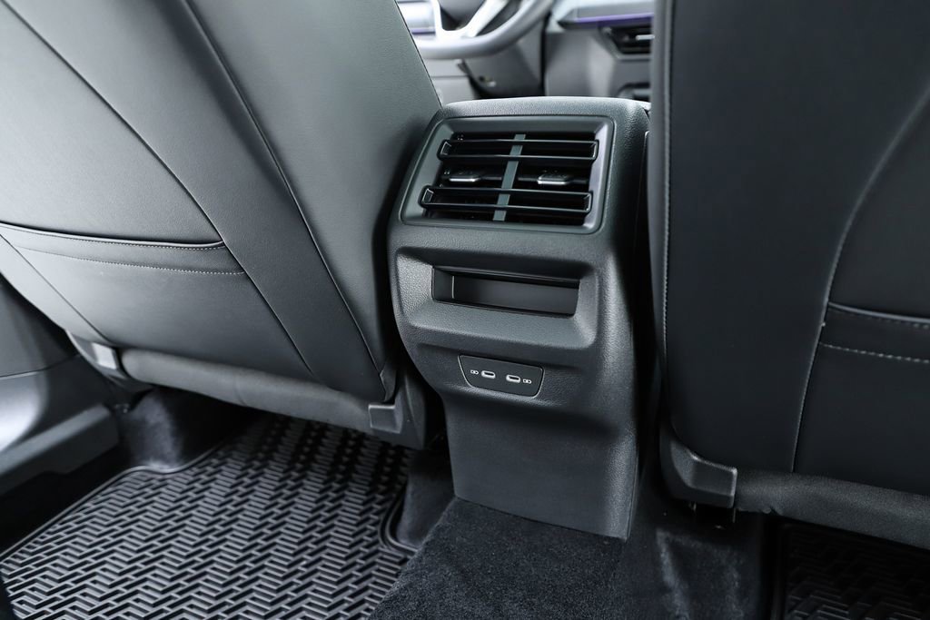 New 2026 Volkswagen Tiguan SE R-Line image 78