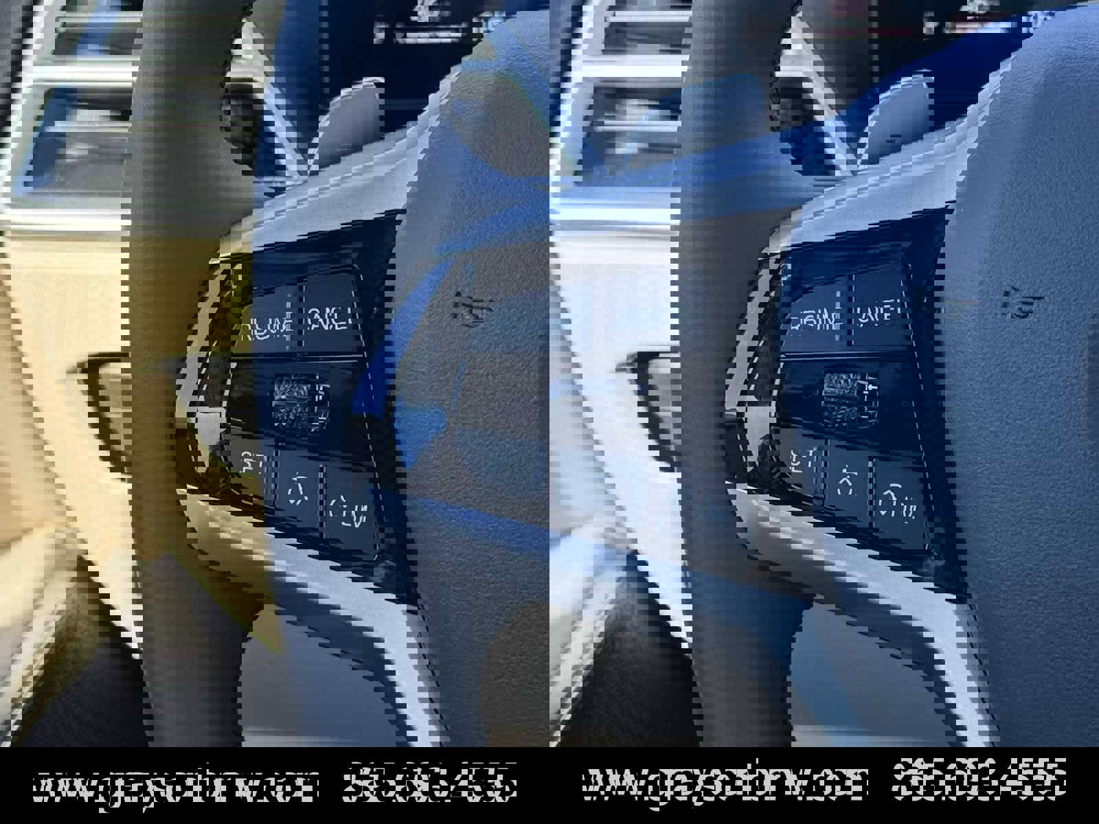 Used 2026 BMW 330i Sedan w/ Convenience Package image 15