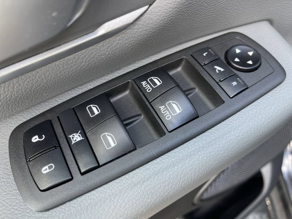 Used 2021 RAM 1500 Big Horn AWD/4WD image 13