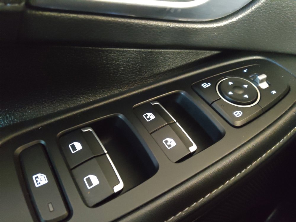 Used 2020 Hyundai Sonata Limited FWD image 27